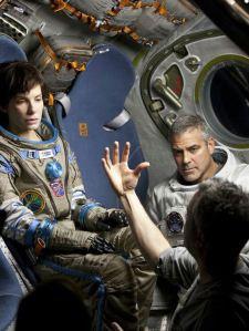 Gravity set - Sandra Bullock - George Clooney - Alfonso Cuarón