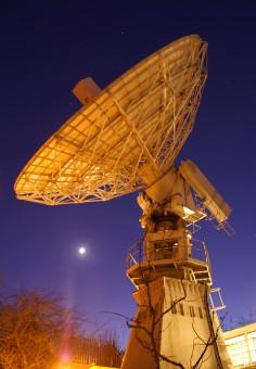 La parabola da 13 metri all’Osservatorio Jodrell Bank. Crediti: Anthony Holloway, University of Manchester