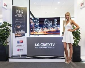 LG CURVED OLED TV 300x240 LG promuove il nuovo TV OLED CURVO