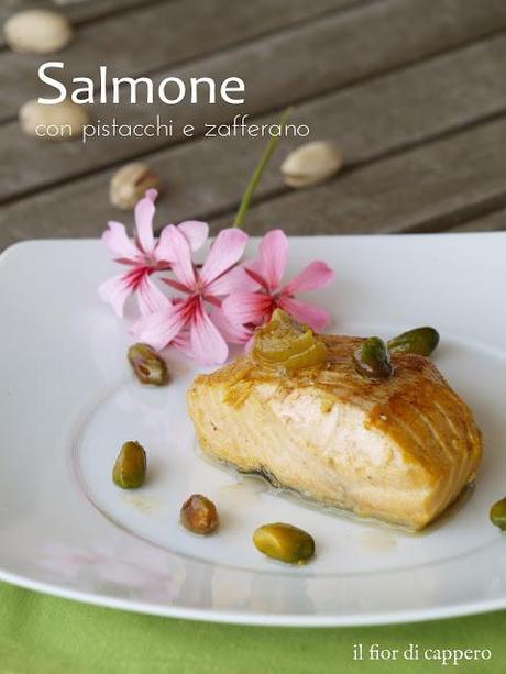 Salmone con zafferano,  pistacchi e scalogno