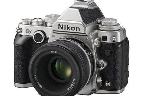 2 Ecco la Nikon Df, la reflex dal design Retro