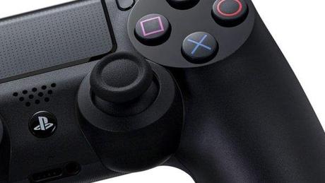 playstation-4 dualshock 4 dettaglio