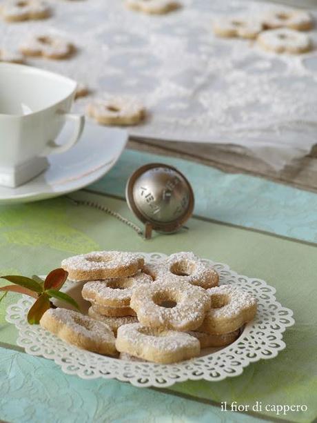 Biscotti di riso... sorseggiando un buon tè!