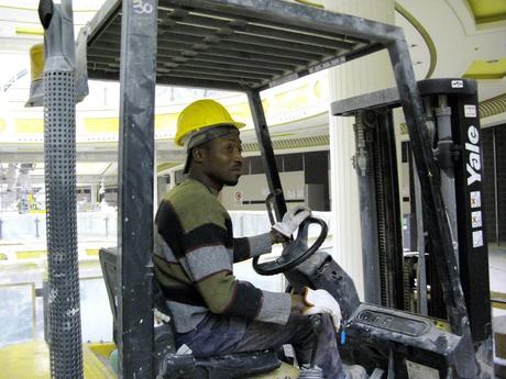 Lavoratori stranieri in edilizia permesso di soggiorno