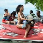 Rihanna al mare alle Barbados: guarda tutti i suoi tatuaggi