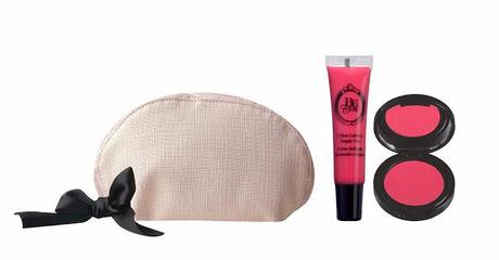 XMAS ideas #01 / Per le amanti del makeup arrivano le pochette complete di Be Chic!