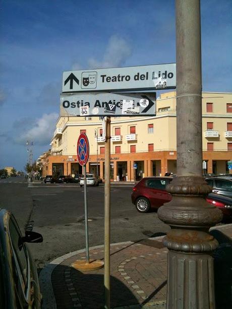 Pedonalizzazioni del Lungomare di Ostia? Bellissimo, però... Tante foto di degrado