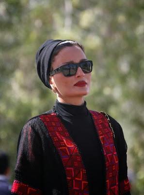 Mozah Bint Nasser, moglie dello sceicco del Qatar