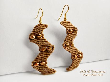 Zeus - orecchini a macramè - micromacramè earrings