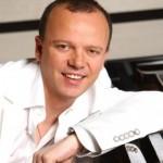 Gigi D’Alessio, “notti di lune storte” il nuovo singolo