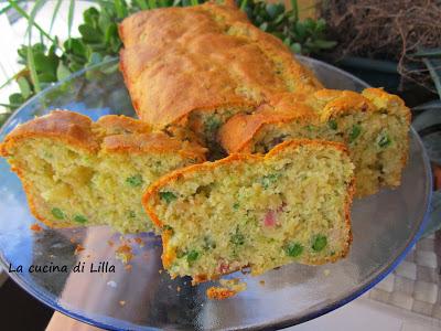 Torte salate Plum cake salato con piselli, cipolla e panc...