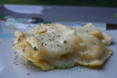 ravioli alle erbette con fonduta di castelmagno (14)b