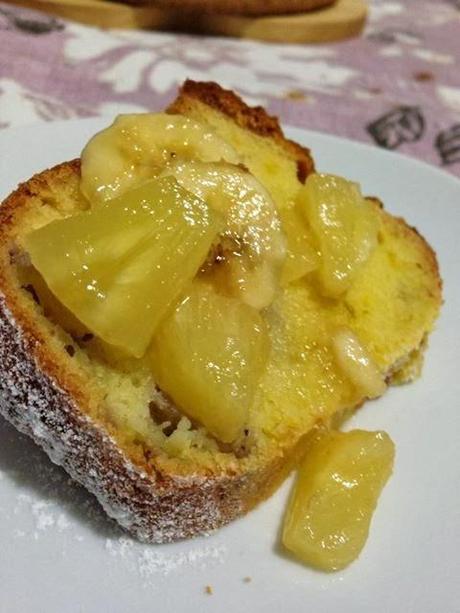 Torta banane e ananas