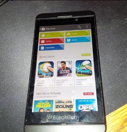 BB Android Ecco le prime immagini del supporto al Google Play Store su smartphone BlackBerry