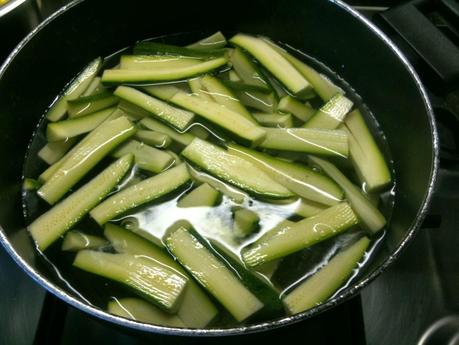 STICK DI ZUCCHINE CROCCANTI AL PARMIGIANO