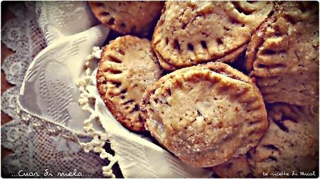 CUOR DI MELA INTEGRALI (Wholemeal biscuits to apples)