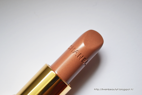 Chanel, Icone (55) Rouge Coco Lipstick  - Review and swatches