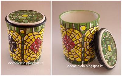 Riuso di un barattolo di plastica trasparente