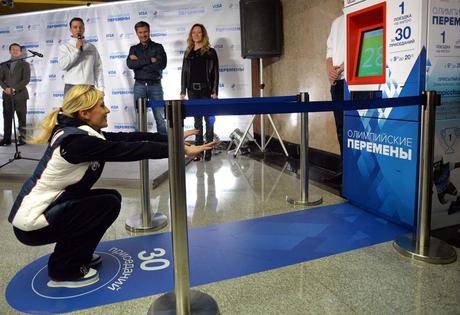 Russia:metropolitana gratis,se fai trenta piegamenti sulle gambe.