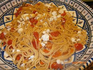 Spaghetti con Pomodorini e Feta