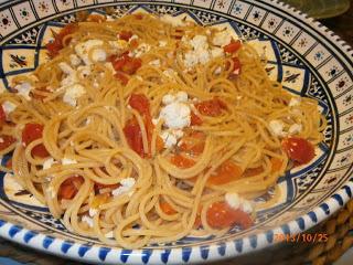 Spaghetti con Pomodorini e Feta