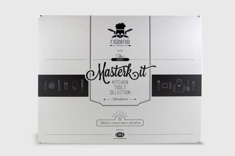 Intervista ai (quasi) vincitori di Masterchef: “E se sbagliate a cucinare..Chissenefood!” masterkit-fronte (1)