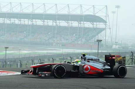 Sergio-Perez_qualifiche_GP_India_2013