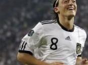 Germania Italia forse centrocampista dell’Arsenal Ozil
