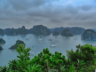 Vietnam: Halong Bay