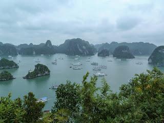 Vietnam: Halong Bay