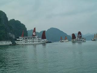 Vietnam: Halong Bay