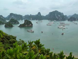 Vietnam: Halong Bay