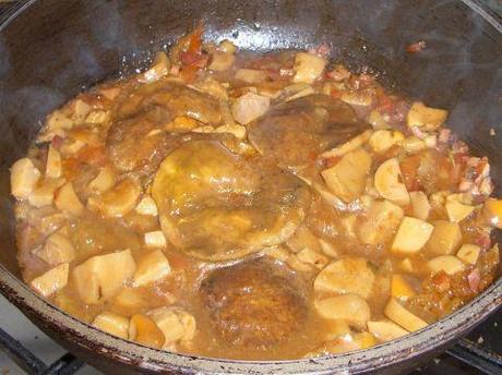 Casarecce al sugo di porcini e castagne