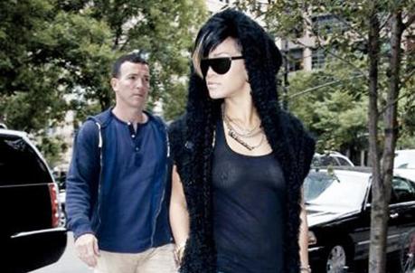 Rihanna-gilet-1