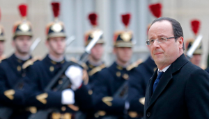 Il premier francese Francois Hollande (sokratis.it)