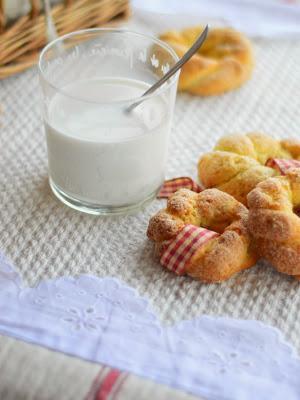 biscotti a treccia