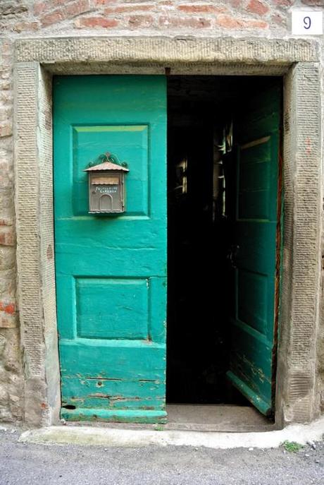 Cortona porta verde_Travel to Taste