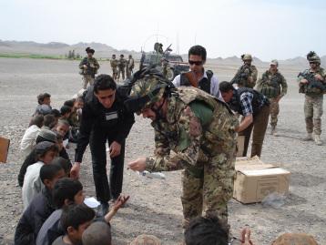Afghanistan/ Farah, Operazione “ISAF”.  “CHIUDE LA BASE DI BALA BOLUK”. Ultimate transizioni a Sud