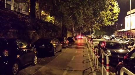 Divelti i parapedonali e la ciclabile di Viale Angelico diventa un parcheggio. E' questa la città capitale delle bici che aveva in mente il sindaco?