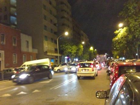 Via Albalonga, leggete cosa diavolo è successo ieri sera. Si è superato il limite, del limite, del limite. Roma, tiratisù ora o mai più!