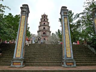 Vietnam: Huế, la vecchia città imperiale e Da Nang e le Montagne di Marmo