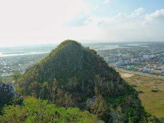 Vietnam: Huế, la vecchia città imperiale e Da Nang e le Montagne di Marmo