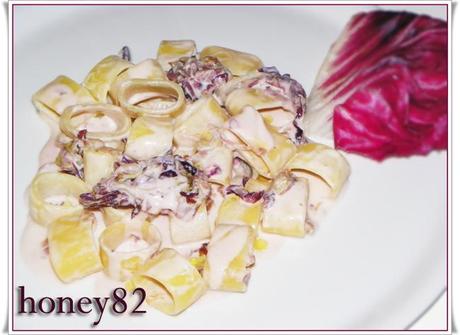 ANELLI STRACCHINO E RADICCHIO