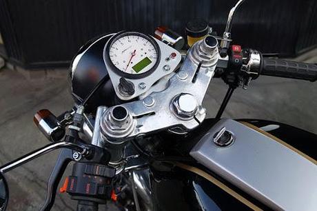 1000S by Ritmo Sereno