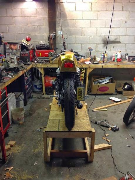 Luke's CB750 Fourflakes