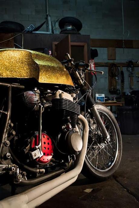 Luke's CB750 Fourflakes