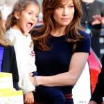 Jennifer Lopez, i gemellini con lei sul set di “The Boy Next Door” (video)
