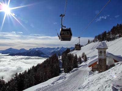 In viaggio attraverso le nuvole in Valle Vigezzo.