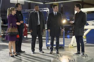 Arrow: prime immagini di Barry Allen The CW Grant Gustin Flash Arrow 