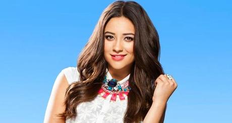 Shay Mitchell Style